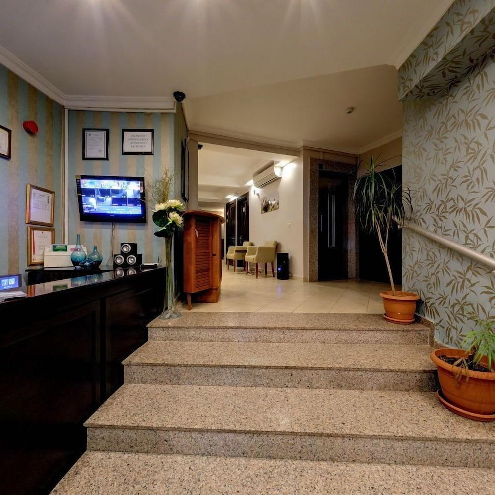 Marine House Boutique Hotel Adalar Exterior photo